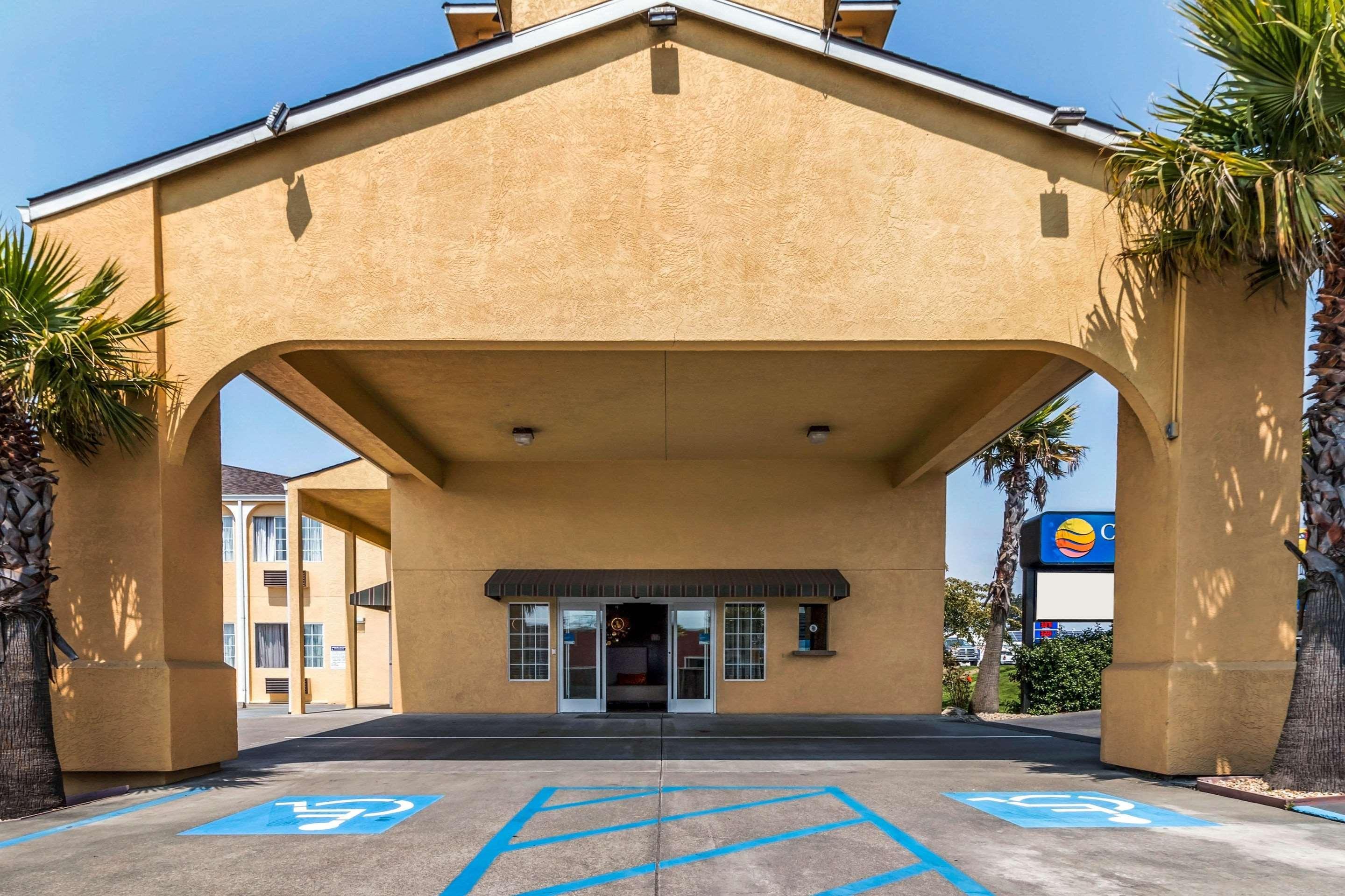Comfort Inn Humboldt Bay Eureka Exterior photo